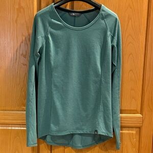 The North Face Green Long Sleeve Green Top Size XS